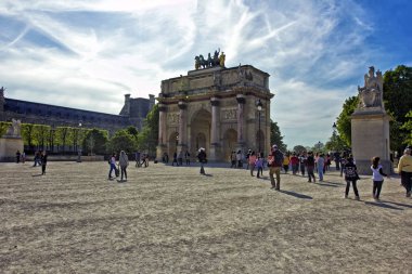 Paris sommer şehir manzaralı