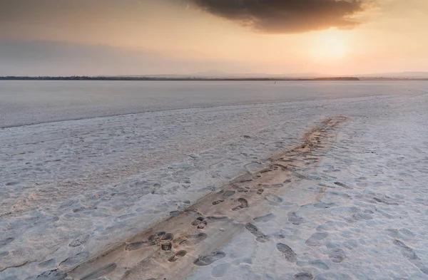 Красиві Барвисті Захід Сонця Над Порожній Сухий Соляні Озера Ларнаки — стокове фото