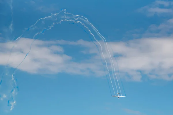 Aviones en Atenas volando semana 2019 — Foto de Stock