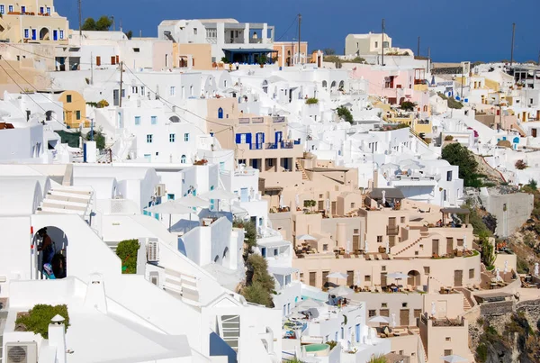 Casas Blancas Borde Del Acantilado Pueblo Oia Santorini Mar Egeo —  Fotos de Stock