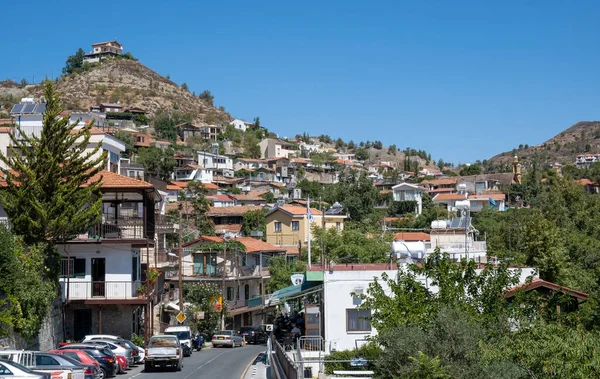 Mountain village of Palaichori at Troodos mountains in Cyprus. — Stock Photo, Image