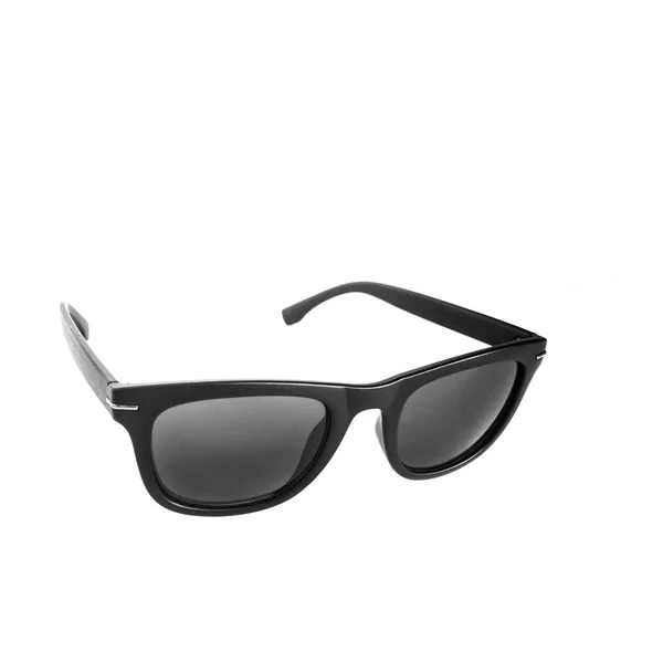 Beyaz arkaplanda gözlük