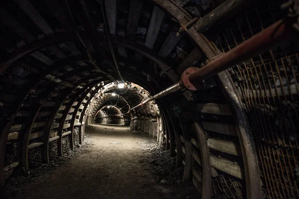Tunnel Sotterraneo Miniera Sotterranea Carbone Nero — Foto Stock