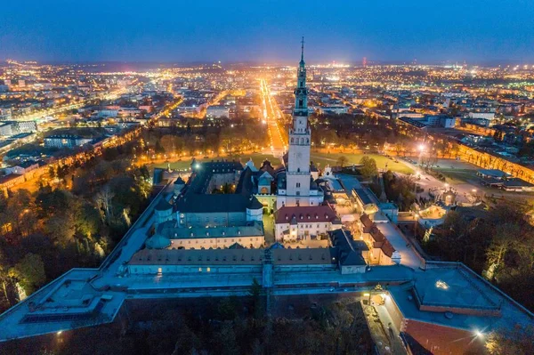 Vista Aérea Nocturna Del Dron Sobre Monasterio Czestochowa Jasna Gora — Foto de Stock