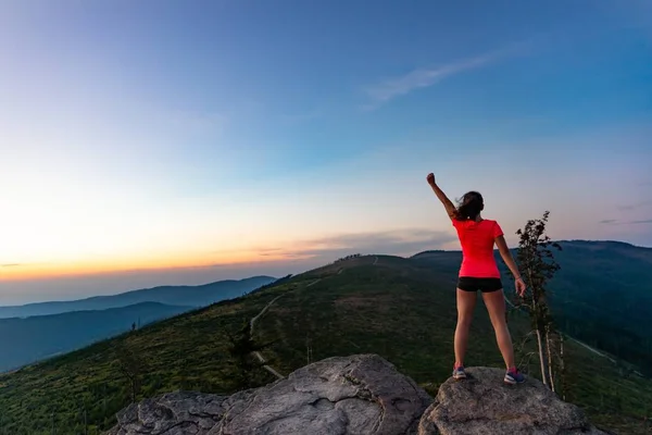 Woman Cross Country Runner Mountain Top Summer Woman Running Silesian — Stock Photo, Image