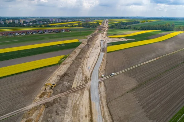 Vista aérea del dron en la carretera en construcción — Foto de Stock