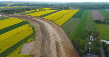 Yol yapımı ve zemin işleri Drone video.