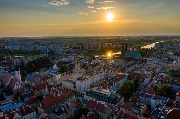 Opols flygvy. Opole stad och gamla stan med stora torget. — Stockfoto