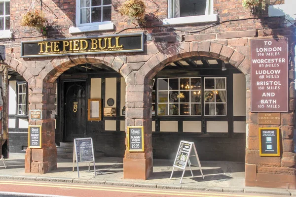 Chester Inglaterra Agosto 2016 Pied Bull Public Houses Pub Está — Fotografia de Stock