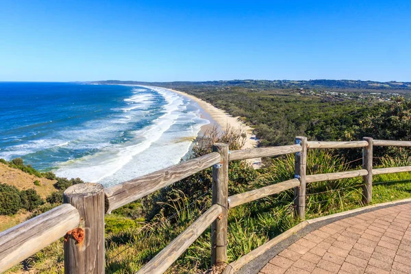 バイロン岬 ニュー サウス ウェールズ オーストラリアのバイロンベイからタロウ ビーチの眺め — ストック写真