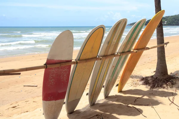 Surfy Surin Beach Phuket Thajsko — Stock fotografie
