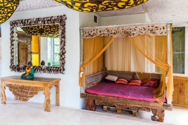 Bali, Endonezya - 30 Mayıs 2017: Lounge Bali villa. Bali tarzı dekor vardır.