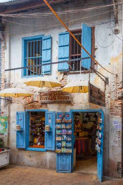 Seramik ve güzel sanatlar