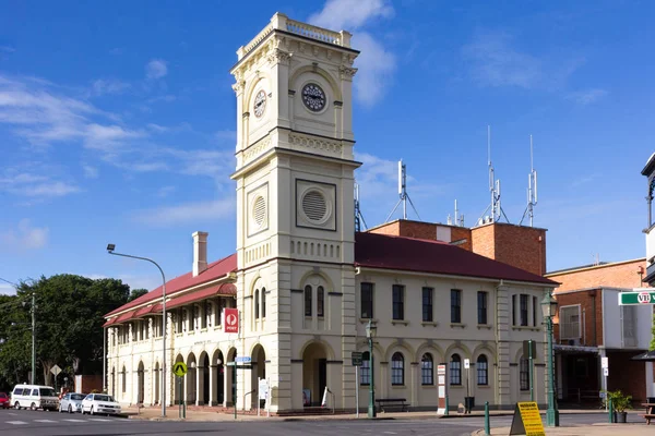 Poczta Mayborough z wieżą zegarową, Queensland, Australia — Zdjęcie stockowe