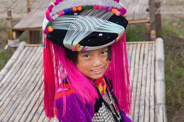 Tradional kostüm, Mae Hong Son gülümseyen Lisu hilltribe kız, 