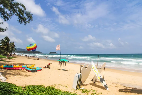 Water sports equipment on the beach — Stock Photo, Image