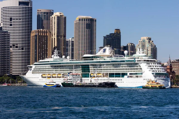 Radiance of the Seas — Stock Photo, Image