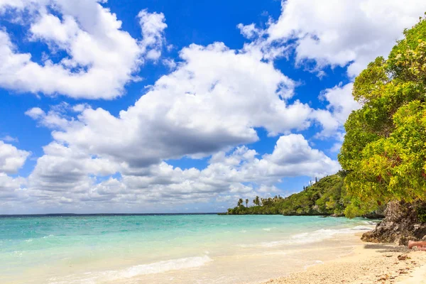 Easo plajı, Lifou, Yeni Kaledonya, Güney Pasifik — Stok fotoğraf