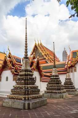 Wat Pho içinde Stupas