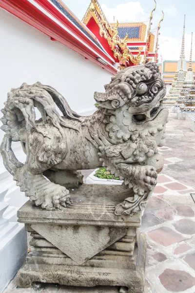 Statue de lion à Wat Pho — Photo
