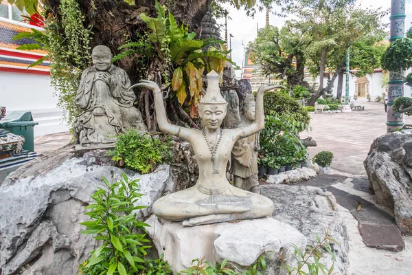 Estatuas en Wat Pho —  Fotos de Stock