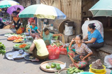 Yangon semt pazarı
