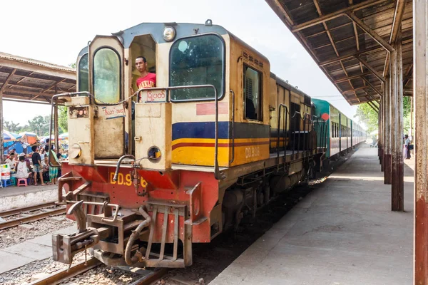 Old diesel locomotive — Stock Photo, Image