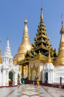 Shwedagon Pagoda 1