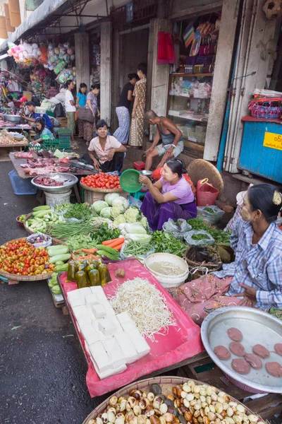 Sreet Market, Rangún, Myanmar — Foto de Stock