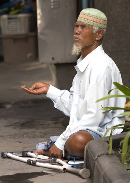 Man begging — Stock Photo, Image