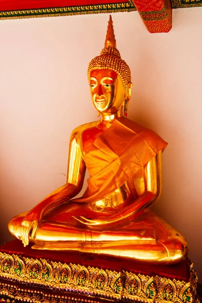 Golden Buddha Statue Wat Pho Bangkok Thailand — 图库照片