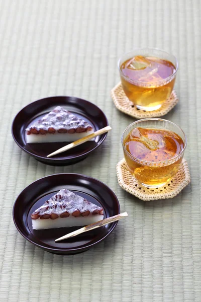 Postre Dulce Tradicional Japonés Servido Con Cebada Wagashi Mugicha — Foto de Stock