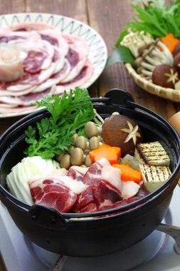 botan nabe, yaban domuzu güveç, Japon yemekleri