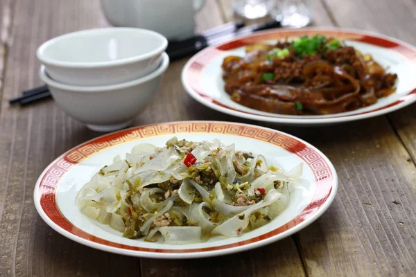 Fenpi Green Bean Sheet Jelly Noodles Pickled Cabbage Minced Pork — Stock Photo, Image