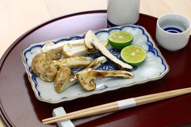 yaki matsutake, ızgara matsutake mantar, Japon sonbahar mutfağı