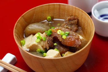 Gyusuji Nikomi (haşlanmış biftek tendon), Japon yemekleri