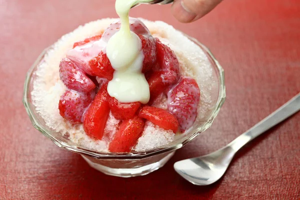 kakigori, japanese shaved ice dessert, close up