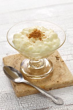 İspanyol sütlacı, arroz con leche