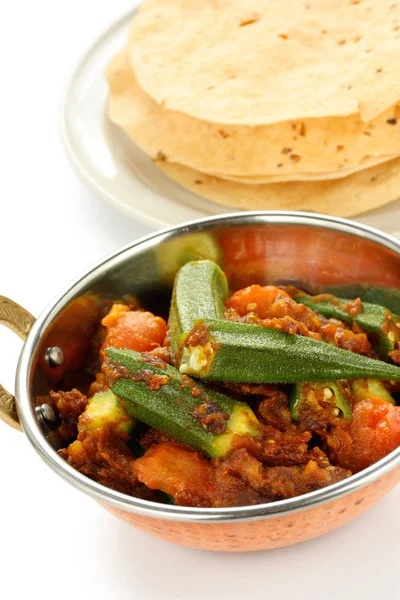 Bhindi Masala Okra Curry Con Papad —  Fotos de Stock