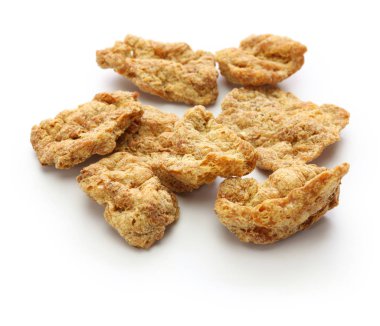 beyaz arka planda izole soya eti