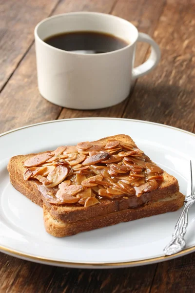 Amandel Slice Toast Kopje Koffie Ontbijt — Stockfoto