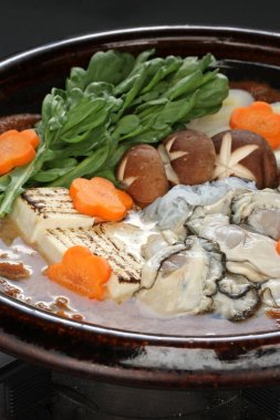 Japon istiridye sıcak tencere, Kaki No Dote Nabe , Sendai Özel