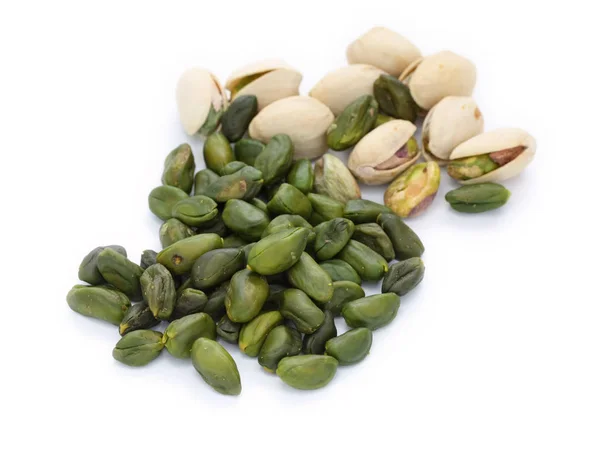 Nueces Pistacho Aisladas Sobre Fondo Blanco —  Fotos de Stock