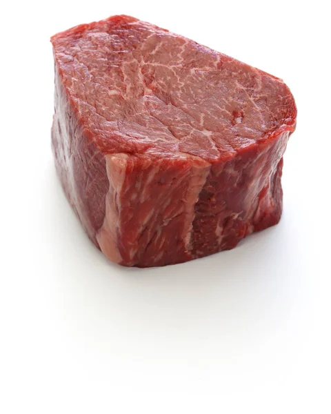 Raw Beef Romp Blok Vlees Geïsoleerd Witte Achtergrond — Stockfoto