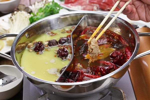 Chongqing Yin Yang Ζεστό Pot Κινέζικη Κουζίνα — Φωτογραφία Αρχείου
