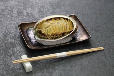 steamed abalone with sake, awabi no sakamushi, japanese cuisine clipart