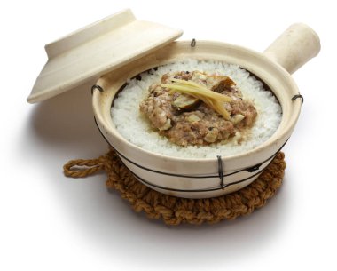 Çamurlu pirinç, haşlanmış domuz eti, tuzlu balık Çin mutfağı geleneksel Çin mutfağı.