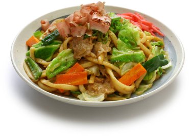 Yaki udon, bir çeşit Japon erişte yemeği, et ve sebzeli kızarmış udon eriştesi.