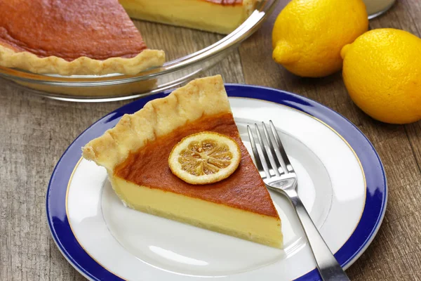 Homemade Lemon Buttermilk Pie Southern United States Cuisine — Stock Photo, Image