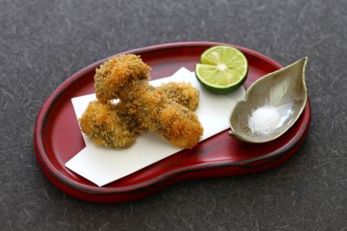 Kızarmış matsutake mantarı, Japon mutfağı.